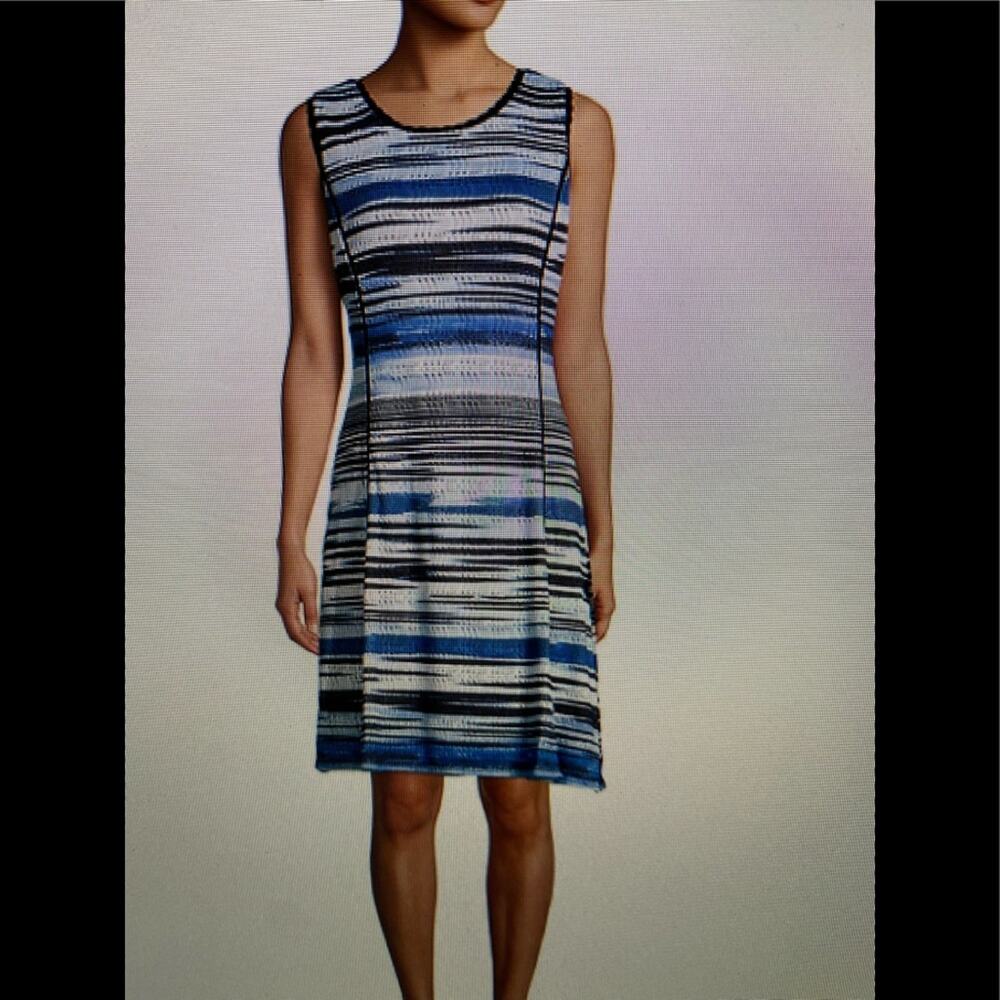 Karl Lagerfeld size 8 sleepless stripe crochet dress
